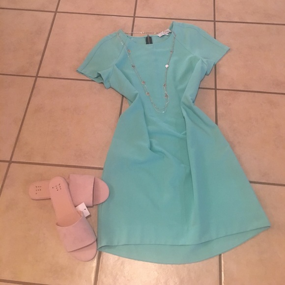 Mint green shift dress - Picture 2 of 4